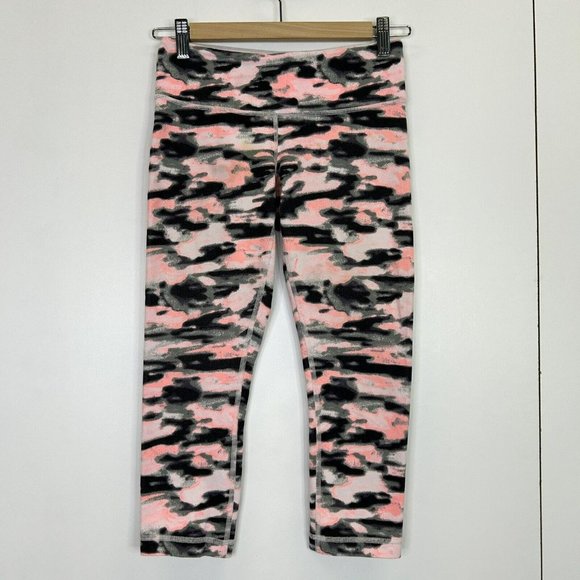 lululemon athletica Pants - LULULEMON Leggings Womens Size 4 Wamo Camo Crop Pants 21" Inseam